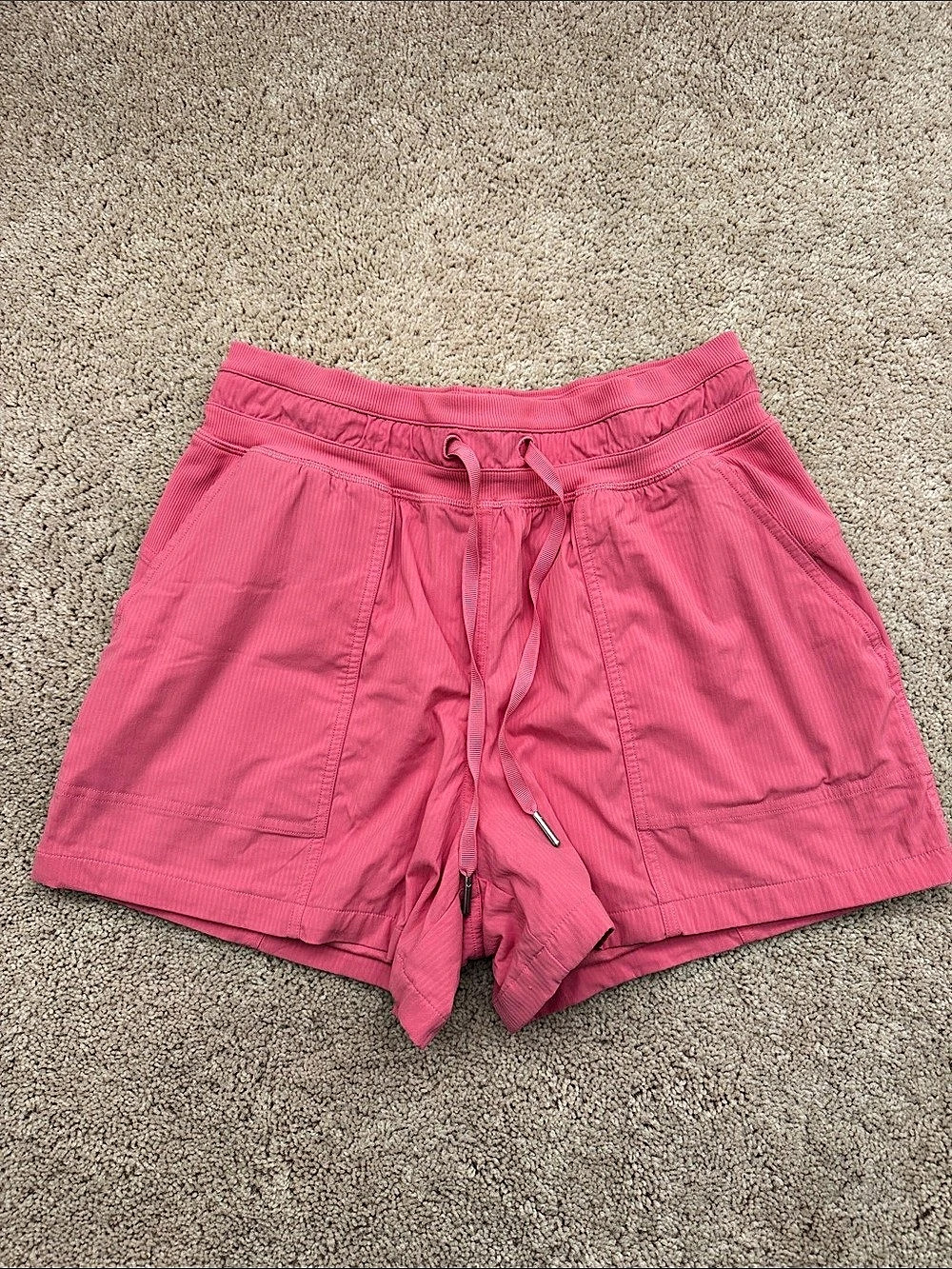 Lululemon Dance Studio High-Rise Short 3.5" size 6